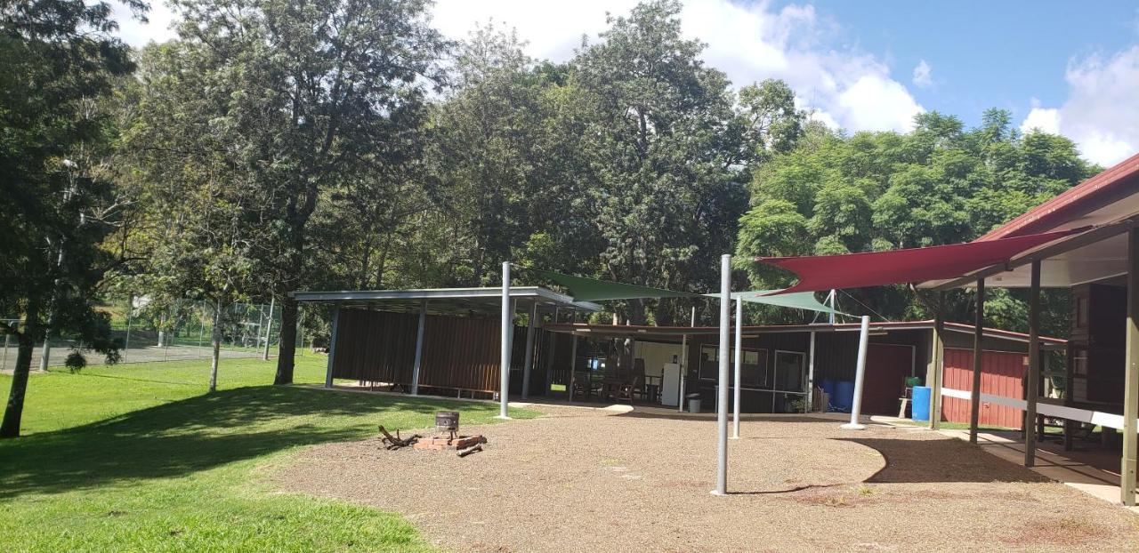 Christmas Creek Cafe & Cabins Lamington 외부 사진