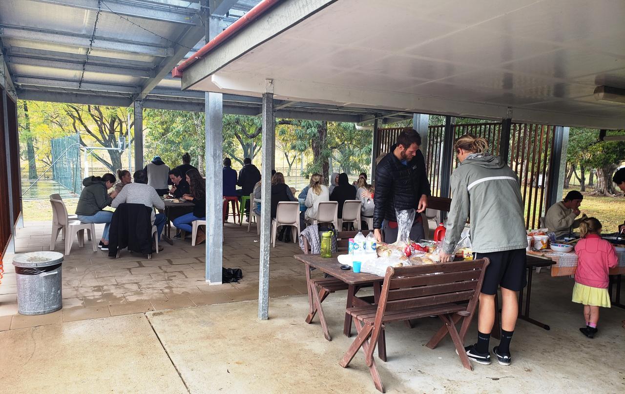 Christmas Creek Cafe & Cabins Lamington 외부 사진